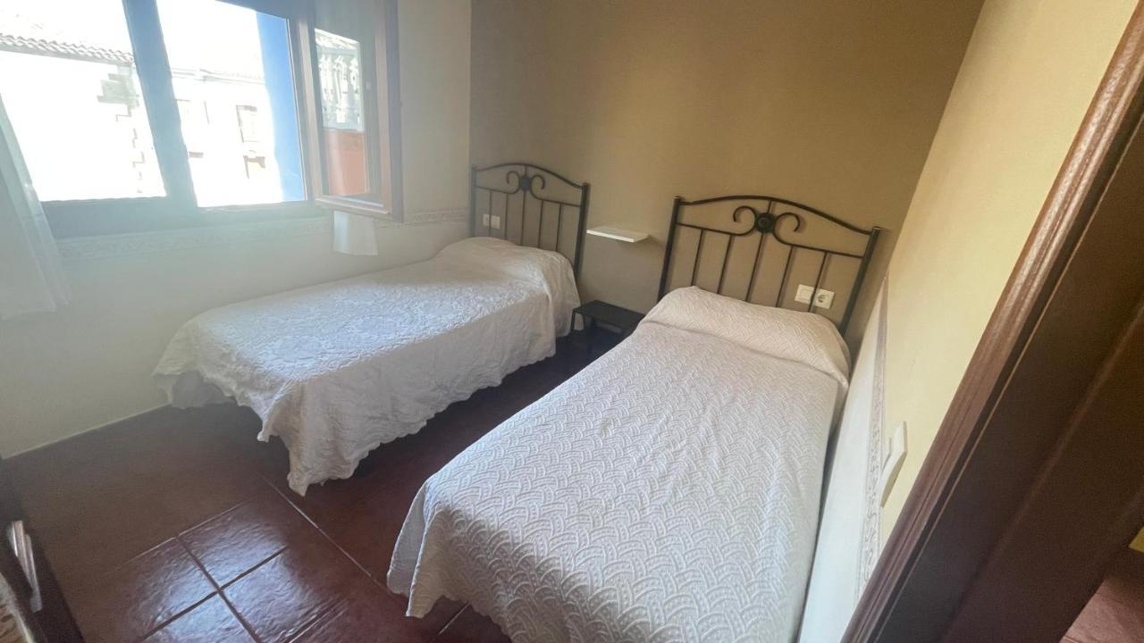 Elrosal2 Apartment กูดีเยโร ภายนอก รูปภาพ